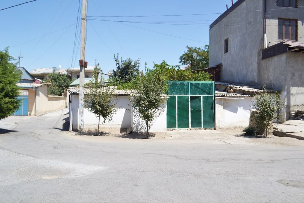 угловой дом 2 сотки под строительство нового дома ор.Узбекистанская