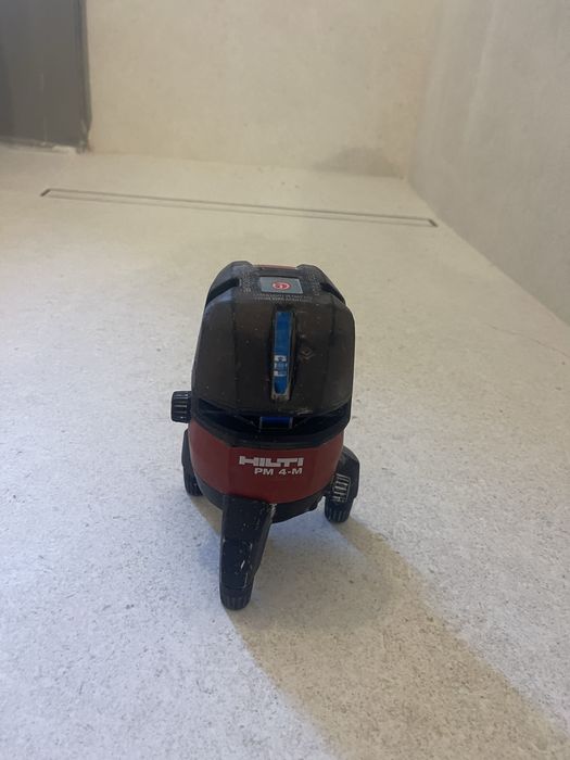 Laser hilti pm 4