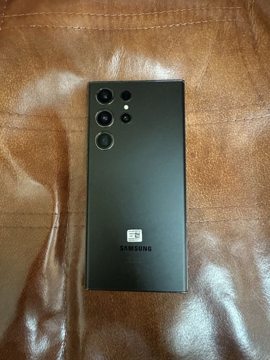 Samsung galaxy S23 Ultra 5G 256gb 8gb ram