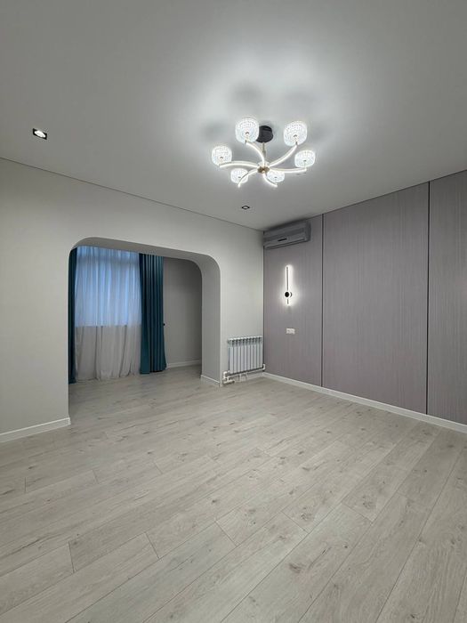 Срочно Продаётся Юнусобод 8-кв 2*(3)4/5 Кирпичный дом