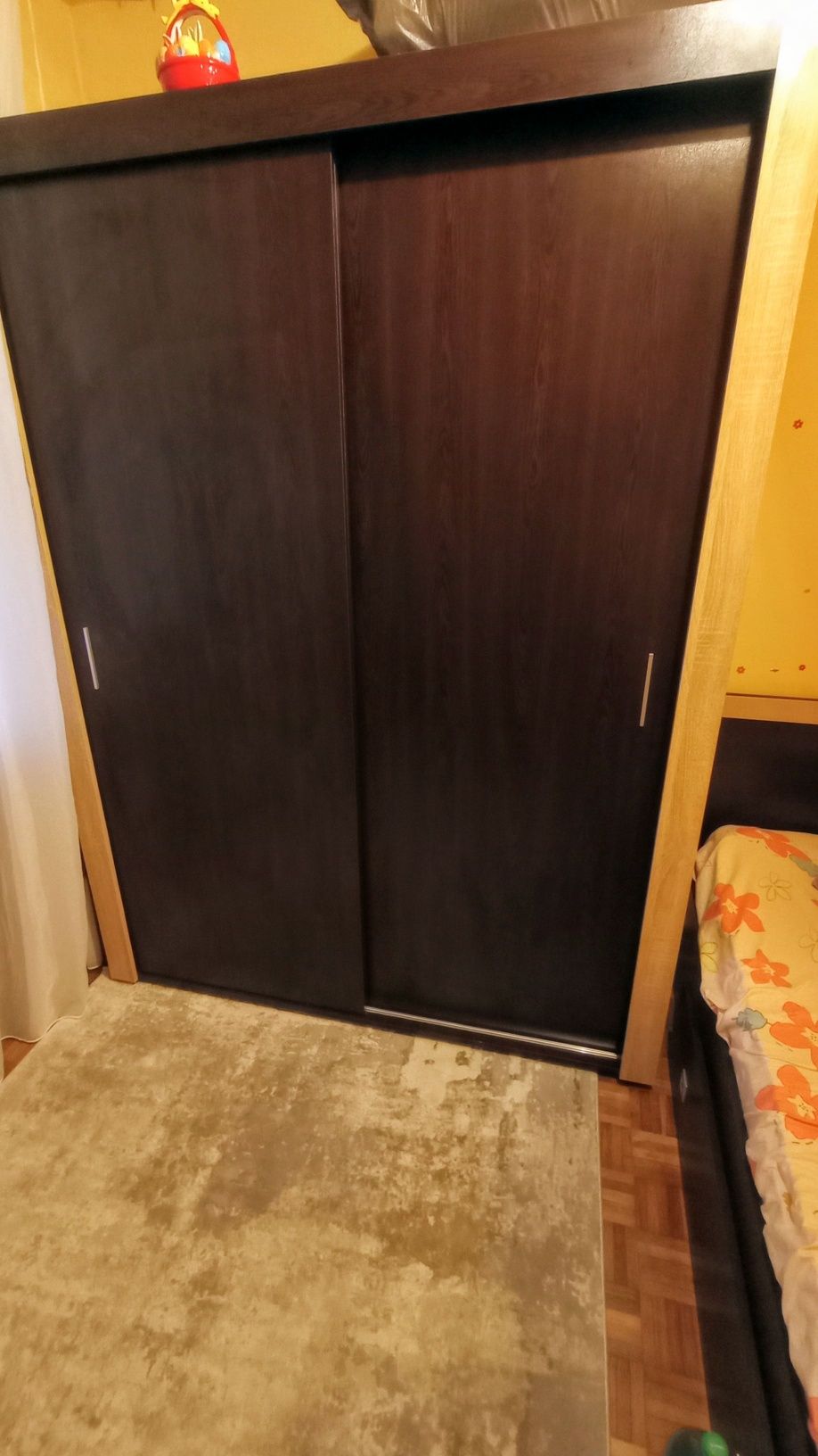 Dormitor  cu pat 160/200