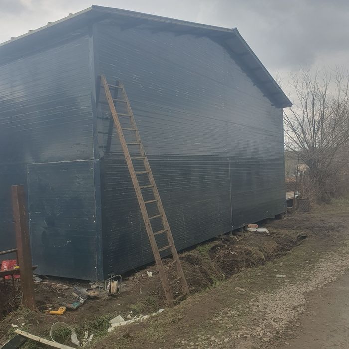 Vând Hală metalică 8X15X5  10X20X4  12X25X4