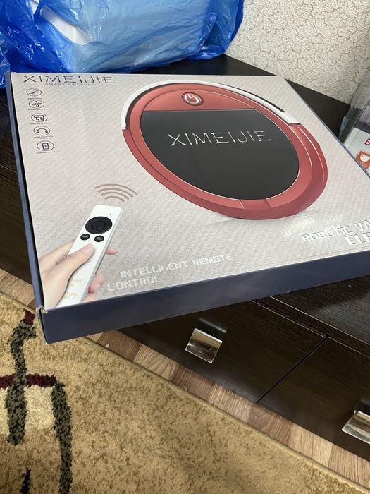 Продам робот пылесос