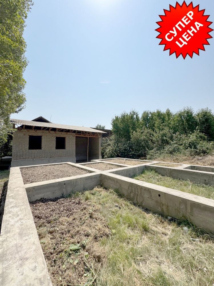 Hovli uy Shoshilinch sotiladi