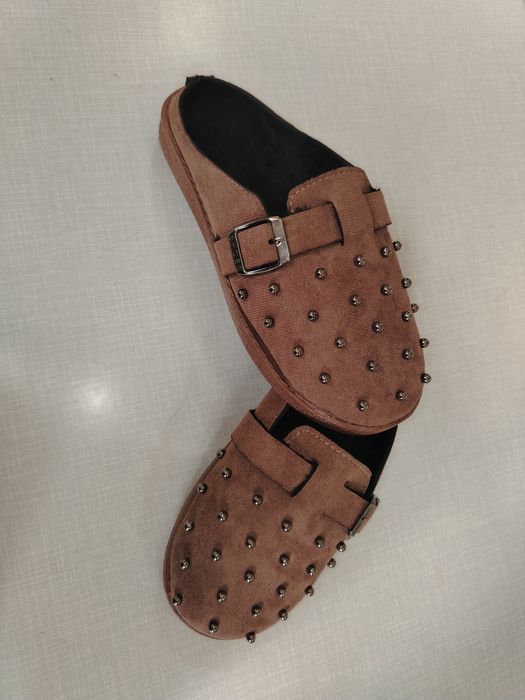 Arzon oyoq kiyim yangi