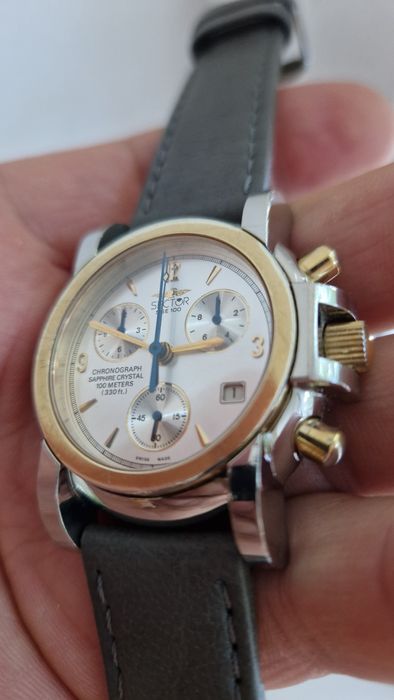 Sector chronograph