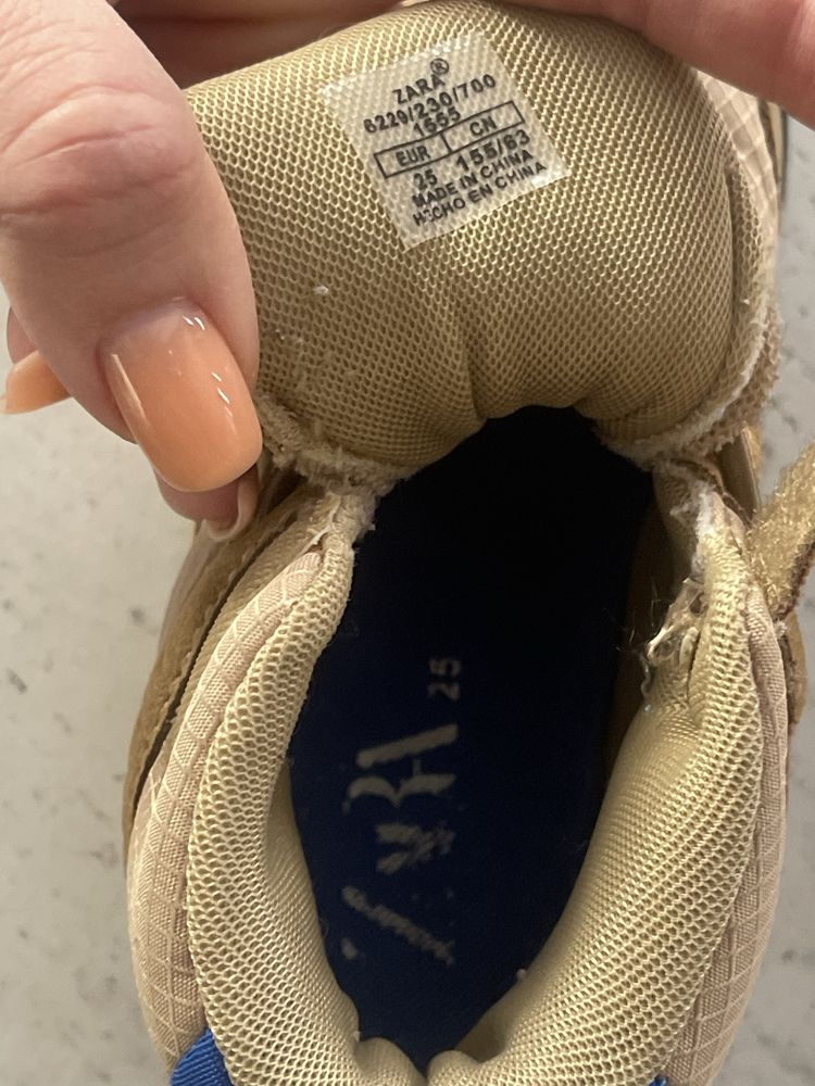 Детски зимни обувки Zara