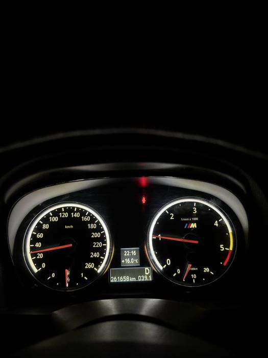 Километраж от Е90/91/92 2.0 дизел Автомат