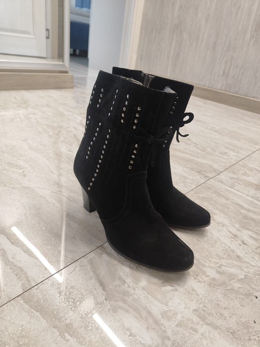 Сапоги .Ботинки замшевые . Германия