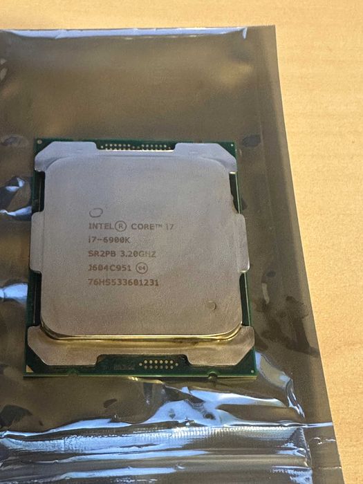 Processor i7 6900K - 8 cores, 16 Threads, 3.7-4Ghz, Socket LGA2011-v3