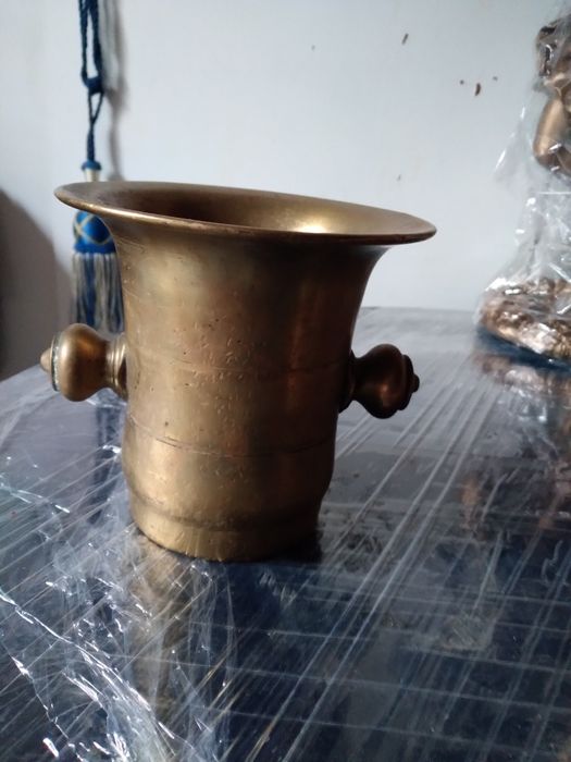 mojar bronz masiv