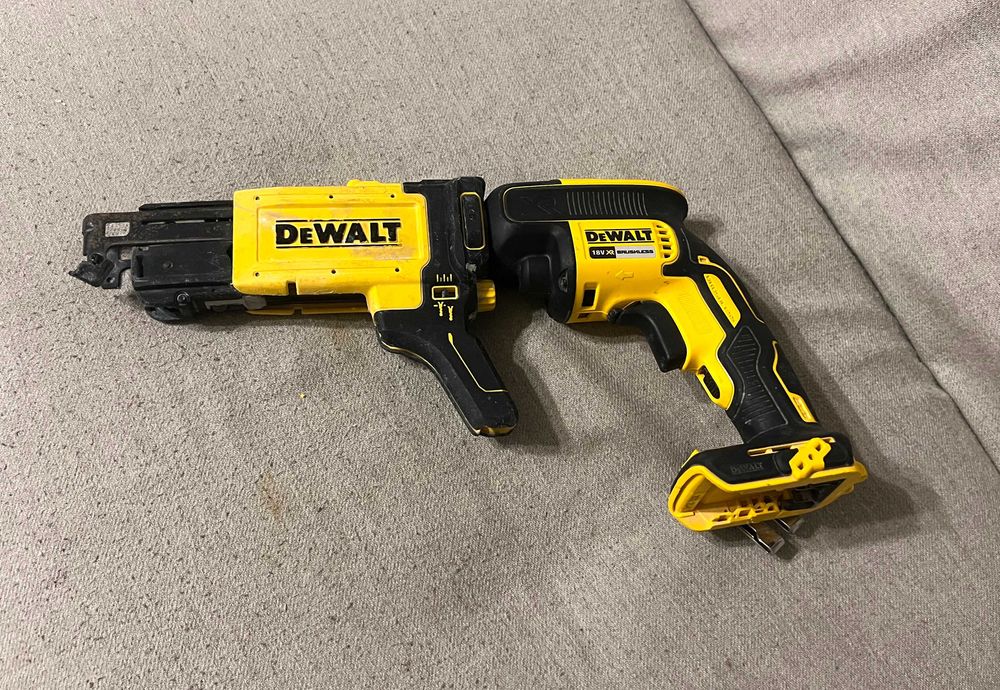 Surubelnita gips carton DeWalt DCF620 XR 18V cu magazie DCF6202