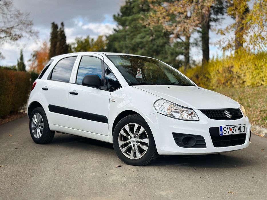 Suzuki SX4, alb, 95.000 km