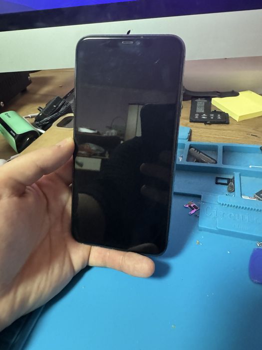 Iphone 11 pro max, verde, liber de retea