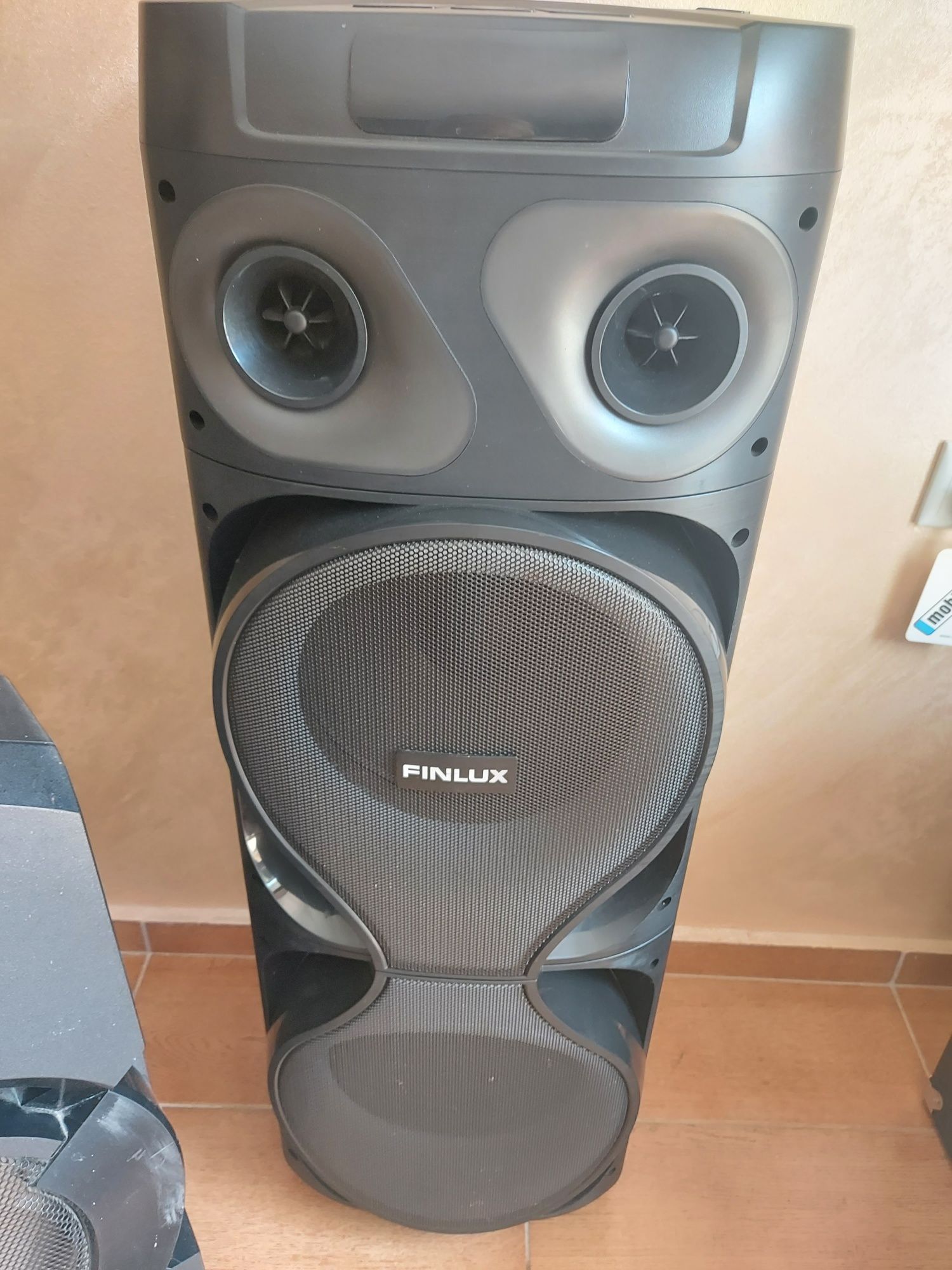 Продава се колона FINLUX 80W