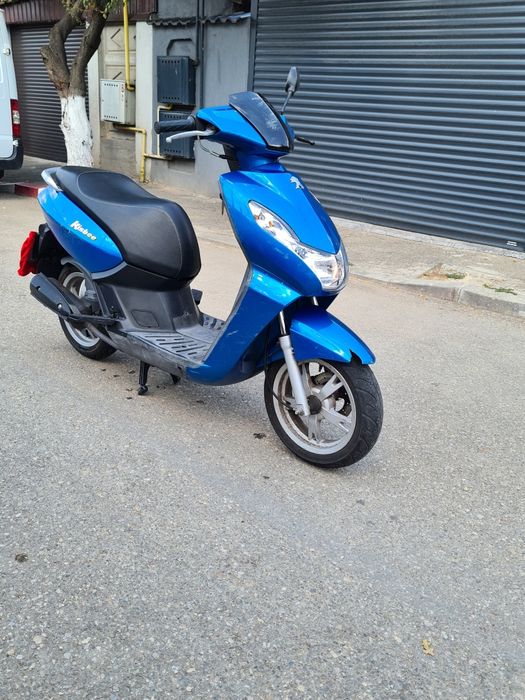 Vand scuter peugeot kisbee 4t fara permis