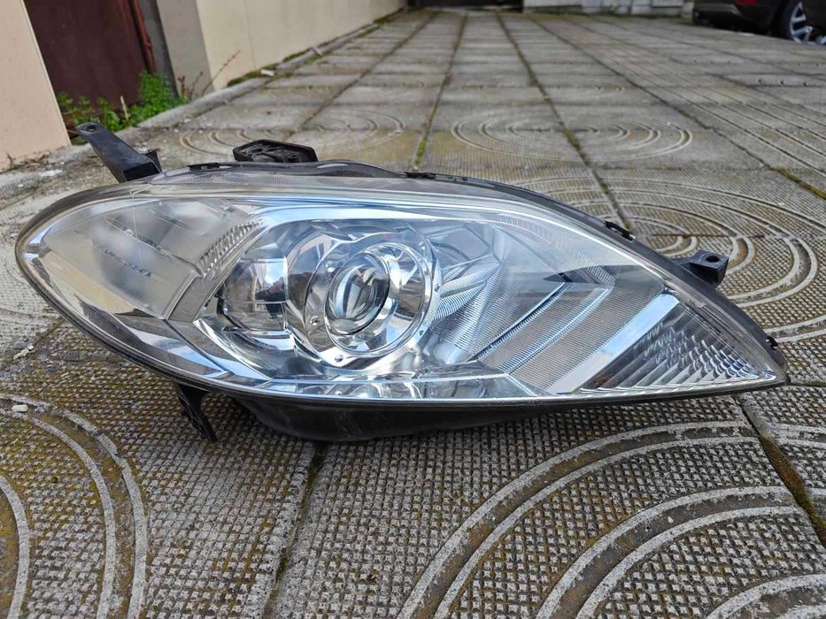 Десен Фар Ксенон Xenon Хонда ФРВ ФР-В Honda FRV FR-V