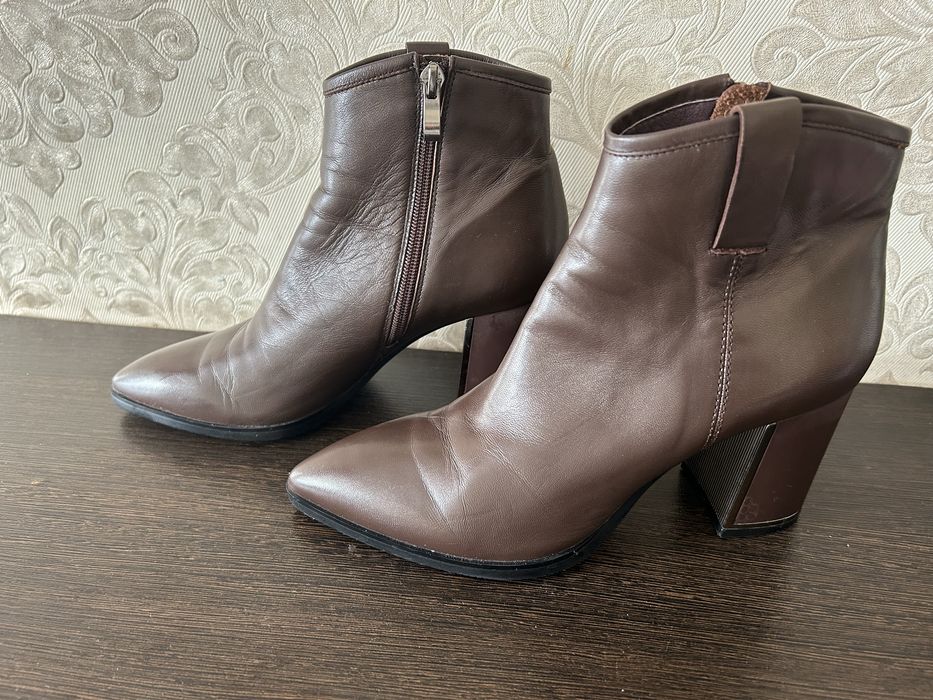 Продам осенне- весенние полусапожки.