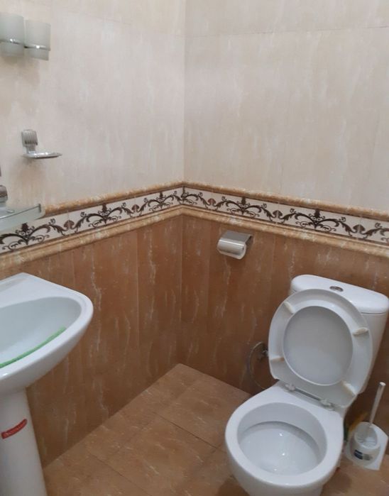 Лабзак Сдаётся 3х комнатный офис в центре города.Доступ 24/7