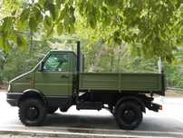 Iveco Iveco daily TURBODIESEL 4X4 diferential blocabil RESTAURAT TOTAL MODEL DEOSEBIT 4X4 serie limitata distributie pe lant restaurat