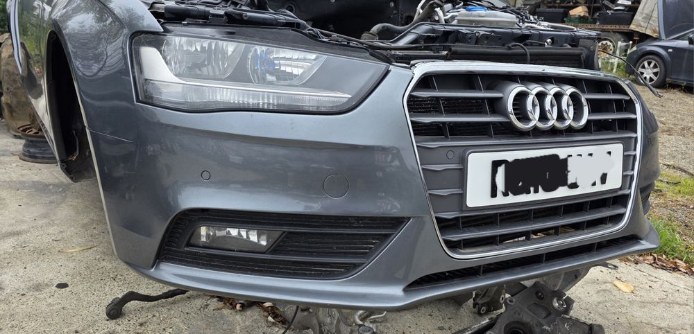 Bara Fata Audi A4 B8.5 LX7R 2014 cu senzori Completa