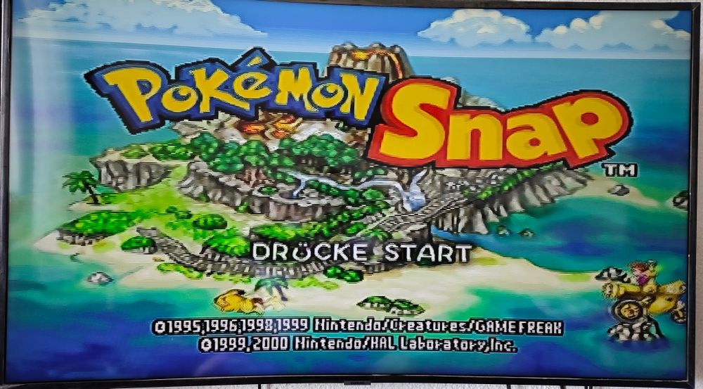 Joc nNintendo 64 editie limitata Pokemon Pikachu perfect functional