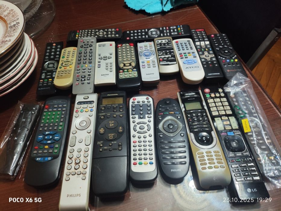 Дистанционни за телевизори