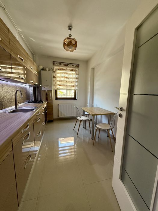 Vand apartament 3 camere zona Fundeni-Bucuresti