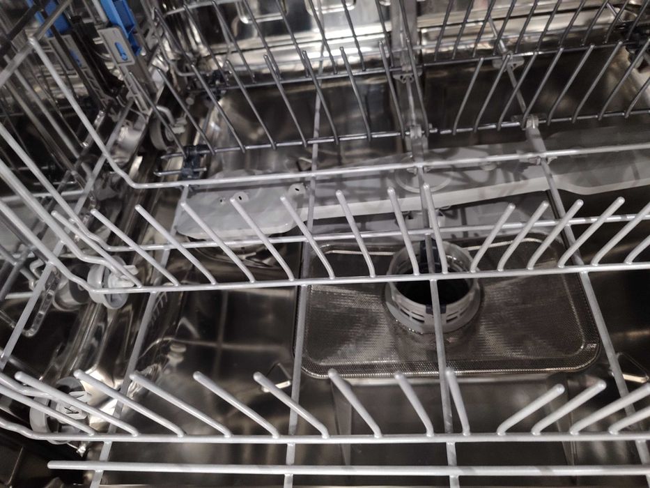 НОВО!!!   Съдомиялна за вграждане Беко