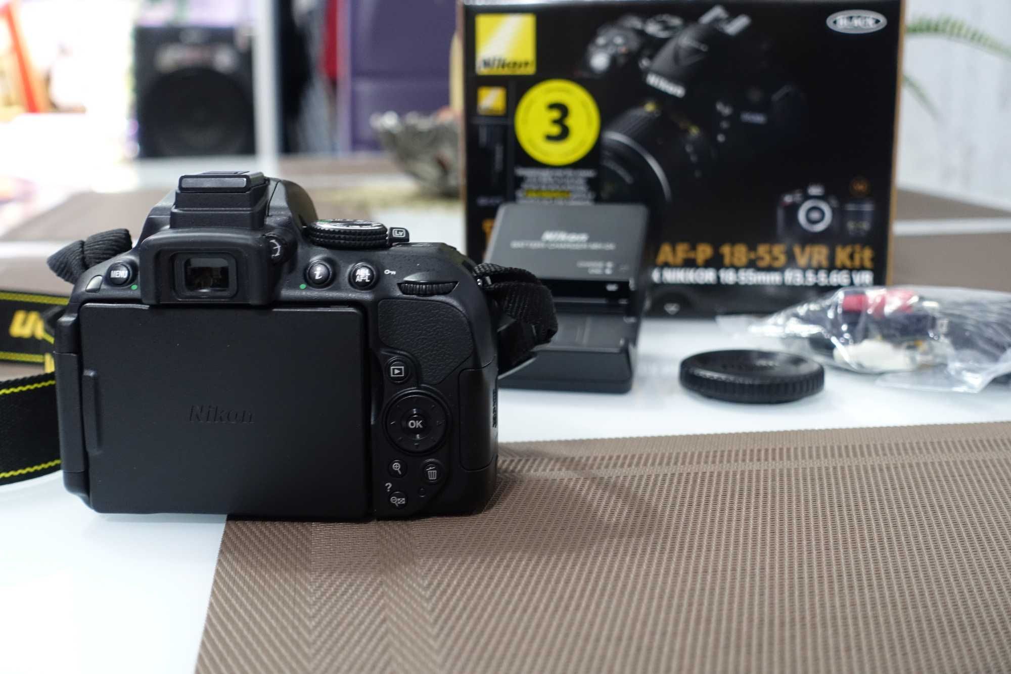 Camera foto DSLR NIKON D5300 cu Obiectiv Nikon 18-55