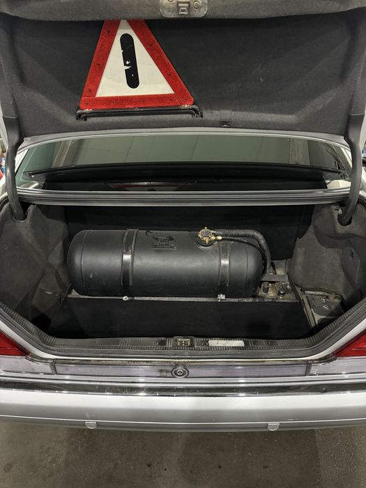 Mersedec benz 600