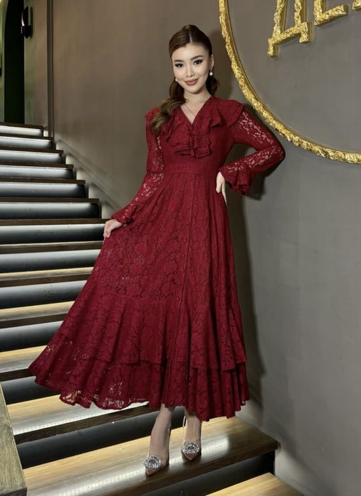 Вечерняя платья женственное