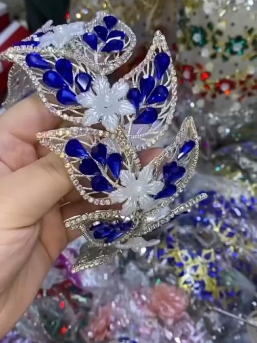 Диадема безаклари