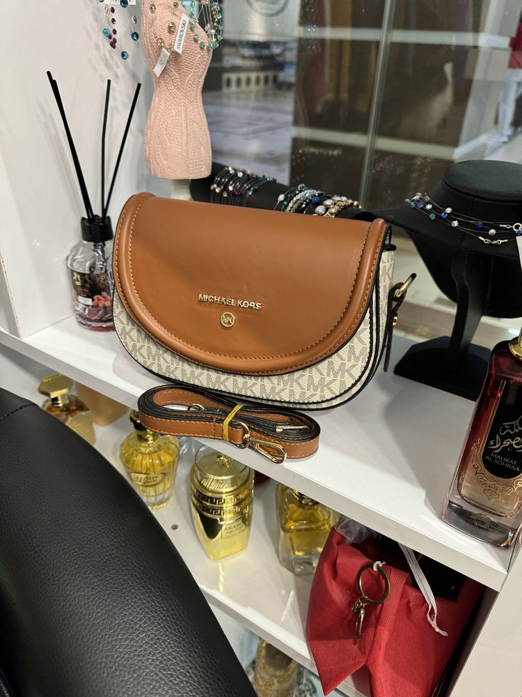 Michael Kors дамска чанта