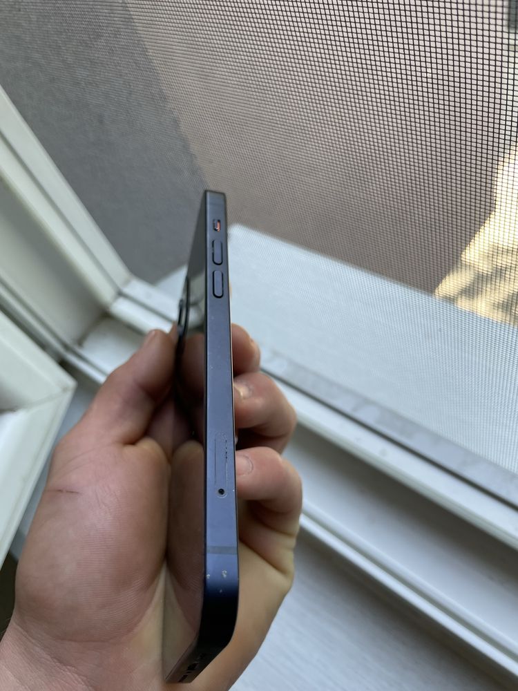 Iphone 12 в Перфектно състояние