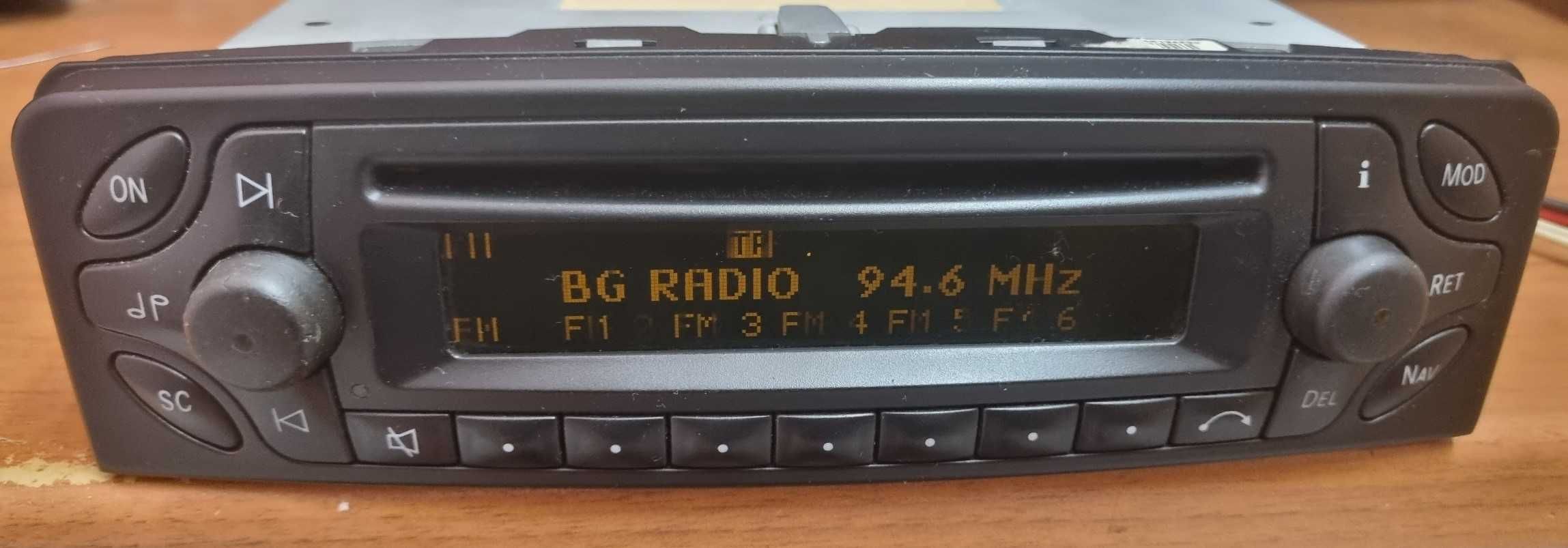 Оригинално радио Mercedes-Benz Audio 30 APS BE4718