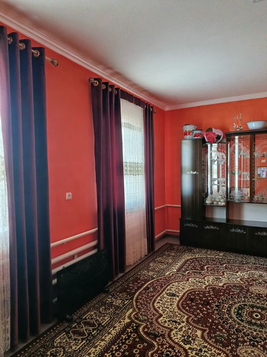 Дом продается. 4 соток и 4 комнаты