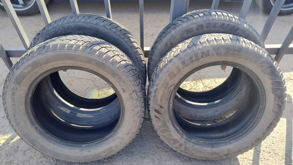 Комплект шипованных шин