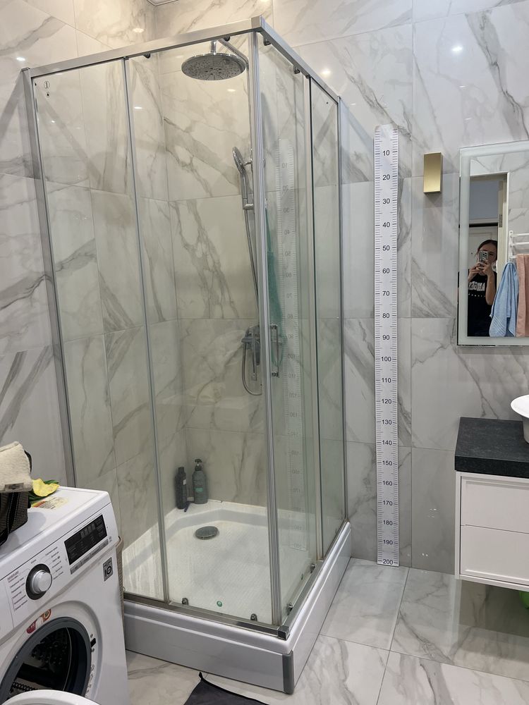 Продам душевую кабину