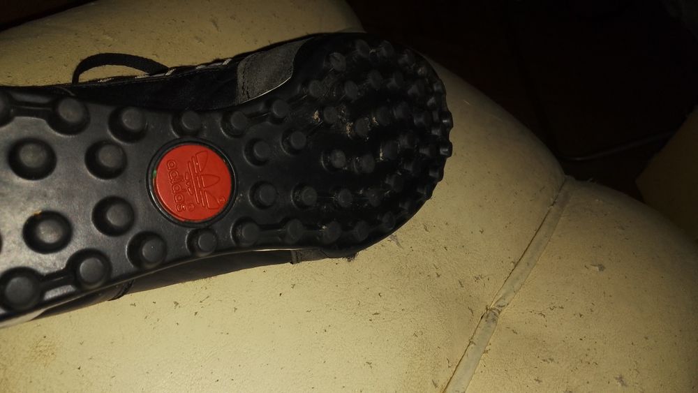 Оригинални Adidas mundial team стоножки