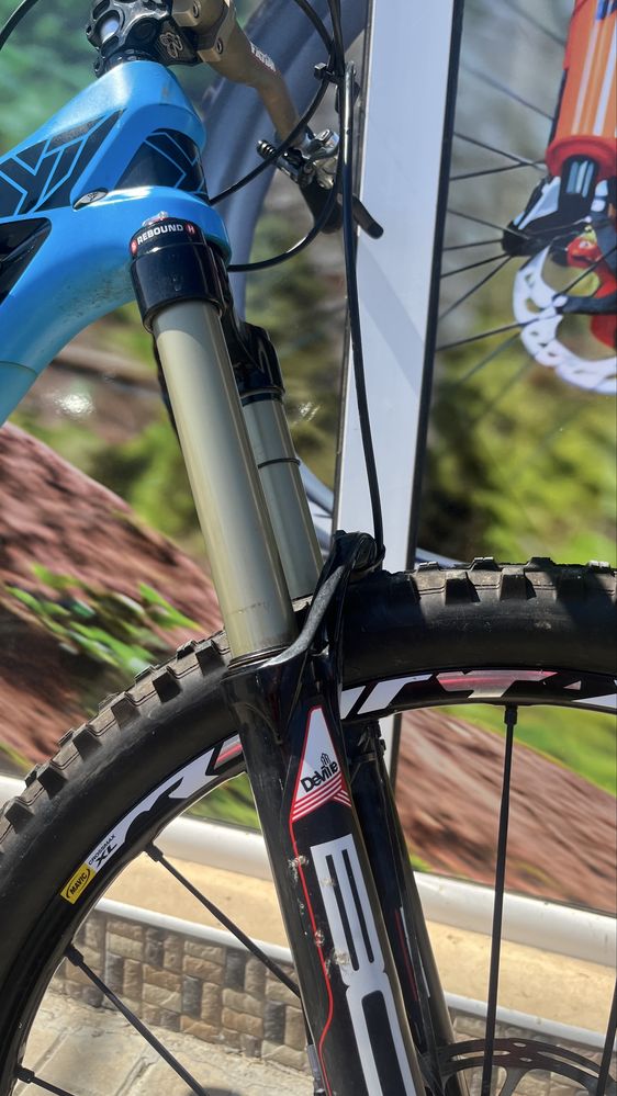 Yt Capra CF/27.5/M
