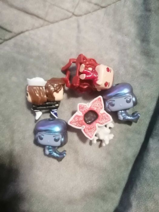 Стрейнджър играчки