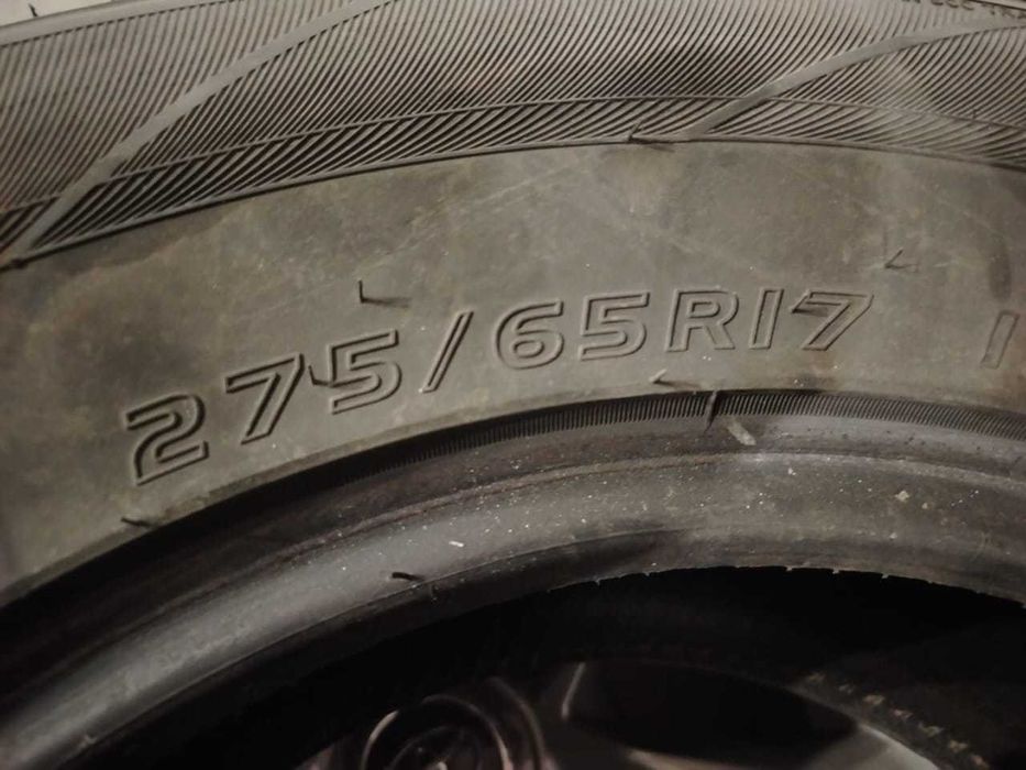 Продаю шины диск камри двухсотка