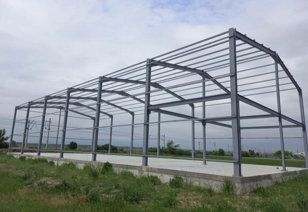 Vand si construiesc o gama larga de hale sau structuri metalice noi ne