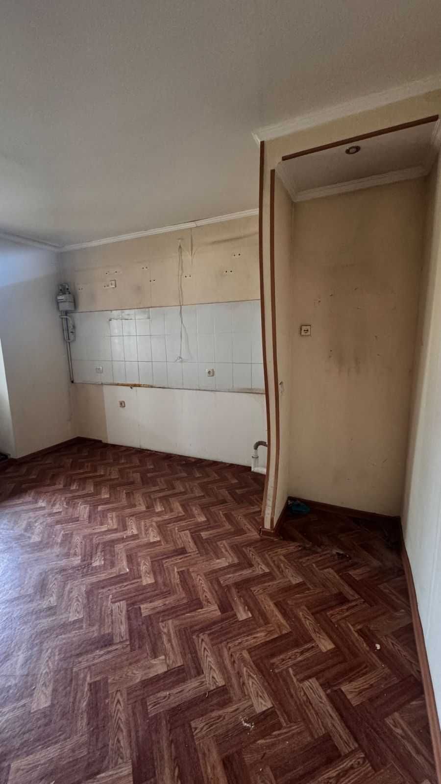 Продам 5-ти комн квартиру в 19 мкрн