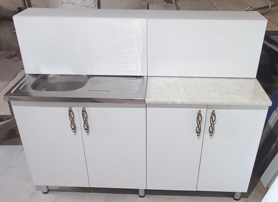 Кухонный гарнитур.