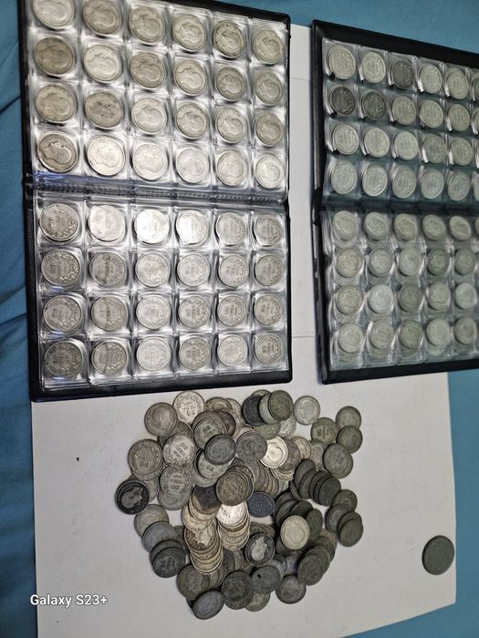 Продавам 500 броя сребърни монети 20 лева от 1930 година.