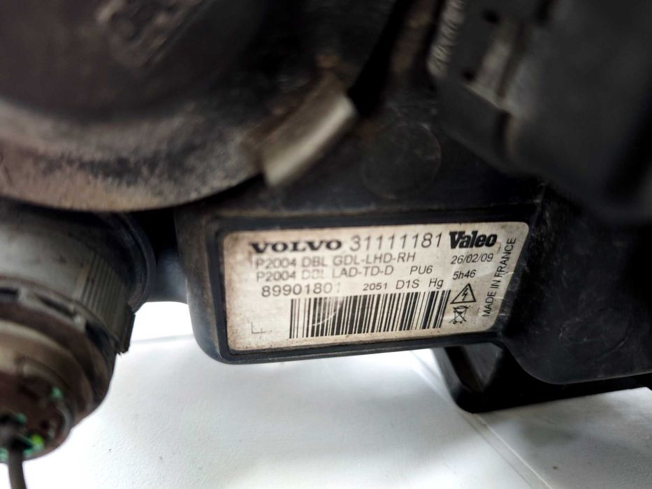 Десен фар VOLVO S60 Ксенон