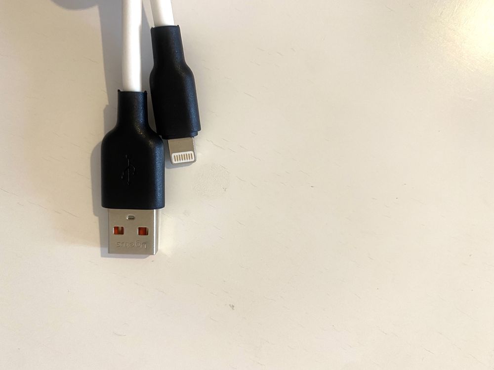Айфон 8 APPLE 8 чехол новый и зарядка