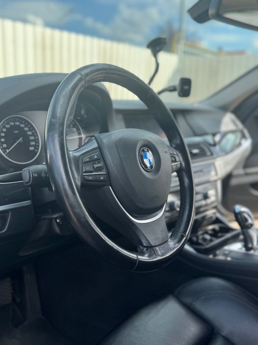 Vând BMW 528i 3.0 benzină, 2011